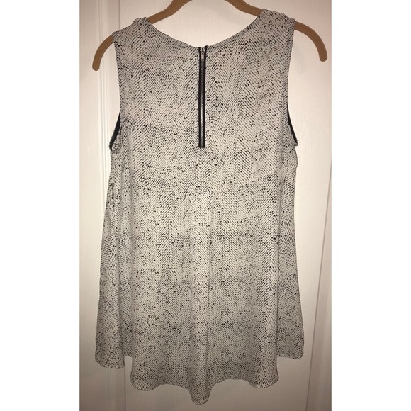 Flowy W5 Blouse - Picture 2 of 3